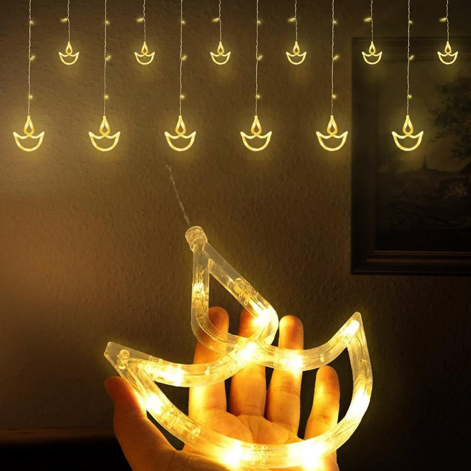 Cool White Diya Curtain String Light with 138 LEDs, 6 Big + 6 Small Diyas with 8 Modes, Extendable amiciKart c0tmiz-hs.myshopify.com